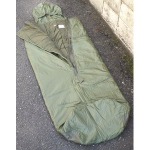 フランス軍放出 ARMYシュラフ ウィンター EE406NN オリーブ 【デットストック】【未使用】