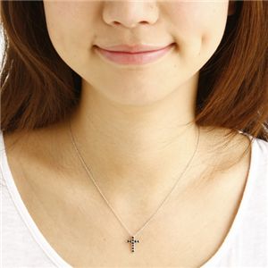 K18 0.3ctブラックダイヤモンドクロスペンダント