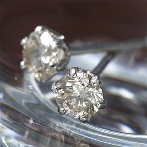 0.3ct シャンパンダイヤモンドピアス