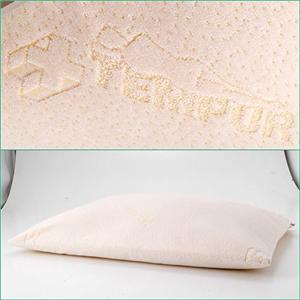 ふんわりモッチリ枕で熟睡☆テンピュール コンフォートピロー