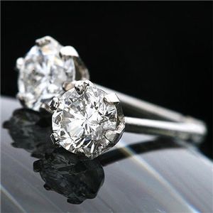 Pt900 H・SI2ダイヤ0.2ctピアス