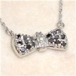 K18WG ダイヤモンド0.3ct　リボンペンダント