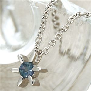 アレキサンドライト　シャイニングスターペンダント