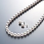 真珠総合研究所 あこや真珠＜花珠＞8-8.5ｍｍネックレス&ピアスセット