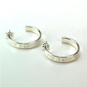 ♡【TIFFANY\u0026Co.】 ティファニー　750　1837ナローフープピアス