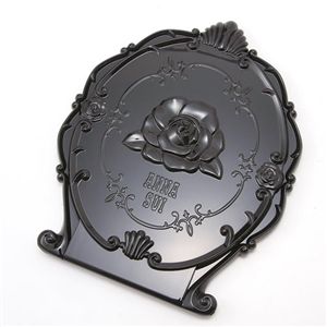 ANNA SUI r[eB~[@M摜Q