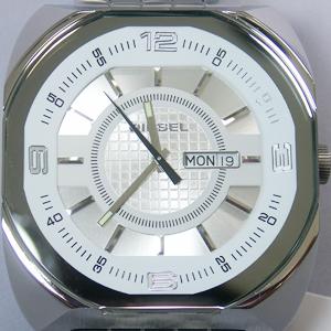 DIESEL�i�f�B�[�[���j�@�E�H�b�` DZ1120