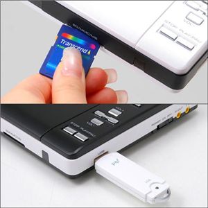 SD�����ɥ����åȡ�USB�ݡ������ ����ѥ���DVD�ץ졼�䡼 HT-370A �֥�å�