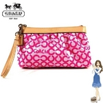 Coach(コーチ) クラッチバッグ リアコーテッド キャンバス リストレット ピンク 42357