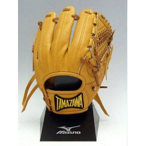 日本の野球メーカーのパイオニアTAMAZAWA（タマザワ） 一般硬式グローブ 『HERO』 内野手用 HERO-GC57 右投げ用