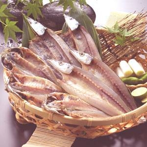 【お歳暮用 のし付き(名入れ不可)】沼津「奧和」のひもの詰合せ3種(7枚)あじ、さんま、かます