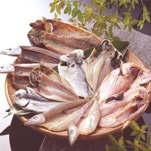 【お歳暮用 のし付き(名入れ不可)】沼津「奧和」のひもの詰合せ6種(11枚)あじ、さんま、かます、金目鯛、えぼ鯛、さば