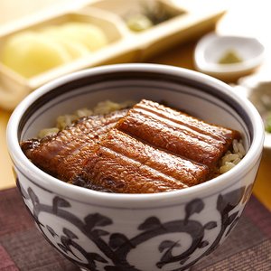 【愛知県産うなぎ使用】うなぎ割烹「一愼」特製うなぎカット蒲焼 約60g×4枚（たれ、山椒セット）