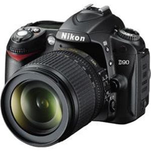 NIKON D90 AF-S DX 18-105G VR レンズキット （デジタル一眼レフカメラ）