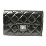 【新品】CHANEL(シャネル)2.55 マトラッセ二つ折りミディアム財布 メタリックブラック A35303 