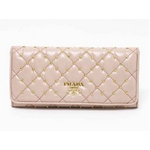  【現品限り】PRADA（プラダ） 2つ折長財布 スタッズ ピンク 1M1132 【中古AB】