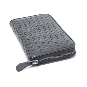 【現品限り】BOTTEGA VENETA（ボッテガヴェネタ） イントレチャート ラウンドファスナー長財布 黒 ブラック 114076 【未使用】