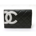 【現品限り】CHANEL（シャネル） カンボンライン 2つ折財布 黒／白 A26722 【中古B】