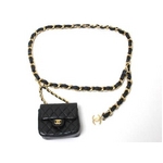 【現品限り】CHANEL（シャネル） マトラッセ ミニポシェット（ウエストバッグ） 黒 ブラック 【中古B】