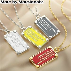 MARC BY MARC JACOBS(マークバイマークジェイコブス) プレート ペンダント 80248・イエロー