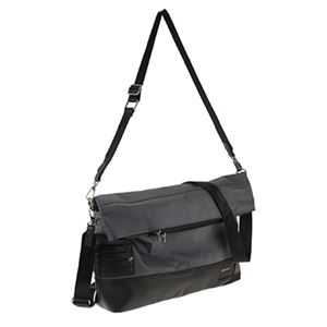 DIESEL（ディーゼル） X02678-P0480／H5363 ショルダーバッグ