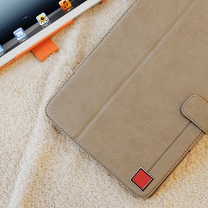 【iPad Mini ケース】★iPad Mini★iPad mini ケース オレンジ【スタンド、カードケース、ポケット付き!!】 機能性充実! Color Point 自動on/off 