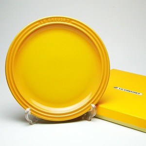 ル・クルーゼ （Le Creuset）  ラウンドプレート・LC 23cm ディジョンイエロー