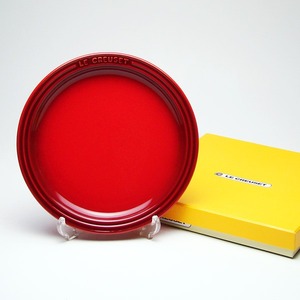 ル・クルーゼ （Le Creuset）  ラウンドプレート・LC 19cm チェリーレッド