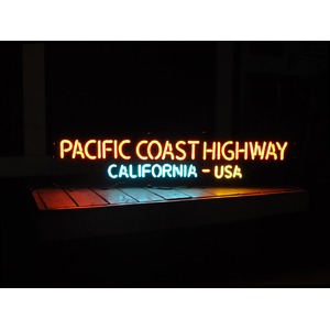 ネオンサイン 【PACIFIC COAST HIGH WAY】パシフィックコーストハイウェイ（ネオン管 看板 アメリカン雑貨 ・NEON SIGN・ネオンサイン）