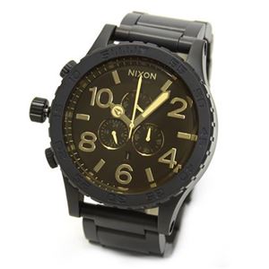 NIXON（ニクソン） THE 51-30 CHRONO（フィフティーワンサーティー・クロノ） マットブラック・カラーのボディに視認性を高める特殊カラーコーティング・クリスタルを搭載。モテ系クロノグラフウオッチ A083-1354