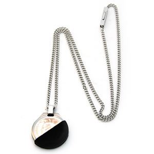 DIESEL（ディーゼル） ブレイブマン×メタル ラバーモチーフ ペンダント ネックレス ブラック シルバー DX0471040