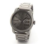 DIESEL（ディーゼル） ダイヤルのインパクトある2 3 4のインデックス。オールガンメタリック・カラーのモテ系ウオッチ DZ1558