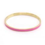 KATE SPADE（ケイトスペード） WBRU4357-952 IDIOM BANGLES Solid 内側にさりげなく刻印された「HOT TO TROT」のロゴがキュートなバングル
