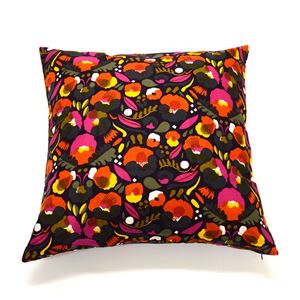 marimekko（マリメッコ） 67459 430 blum／red／yellow PIENI HATTARAKUKKA C.COVER 50X50cm クッションカバー