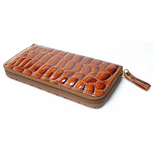 クロコダイル調ジップアップ長財布（ブラウン）