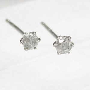 18金ホワイトゴールド0.1ct6爪ダイヤモンドスタッドピアス