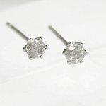18金ホワイトゴールド0.1ct6爪ダイヤモンドスタッドピアス