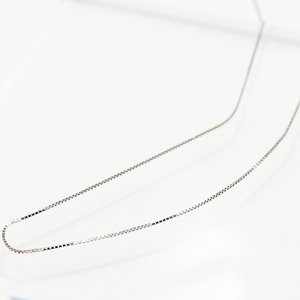 プラチナ2.2gベネチアンチェーンネックレス(スライド調節タイプ最大約45cm)