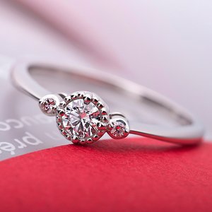 プラチナPT900　天然ダイヤリング 指輪　ダイヤ0.19ct　ピンクダイヤ0.022ct（2石）　9号　アンティークモチーフ