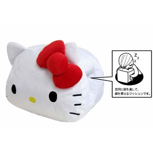 Hello Kittyハンドクッション　ホワイト