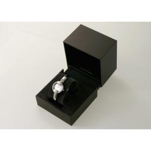 【GUCCI:グッチ】1400R YA014509 レディースウォッチ(ピンクシェル文字盤)